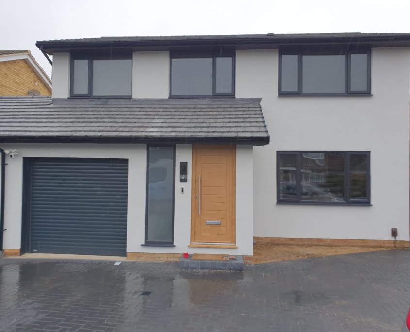 Johnstones render applied to a detached property in St Neots